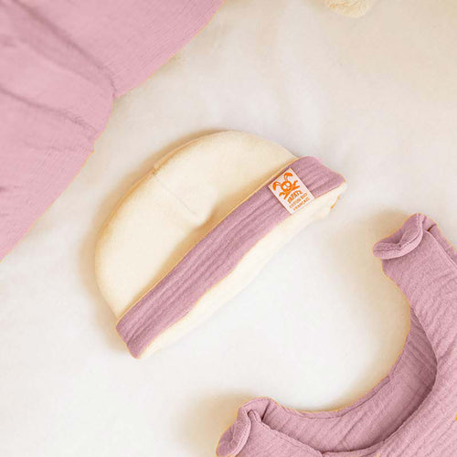 Bonnet Naissance en Coton Bio — Rose
